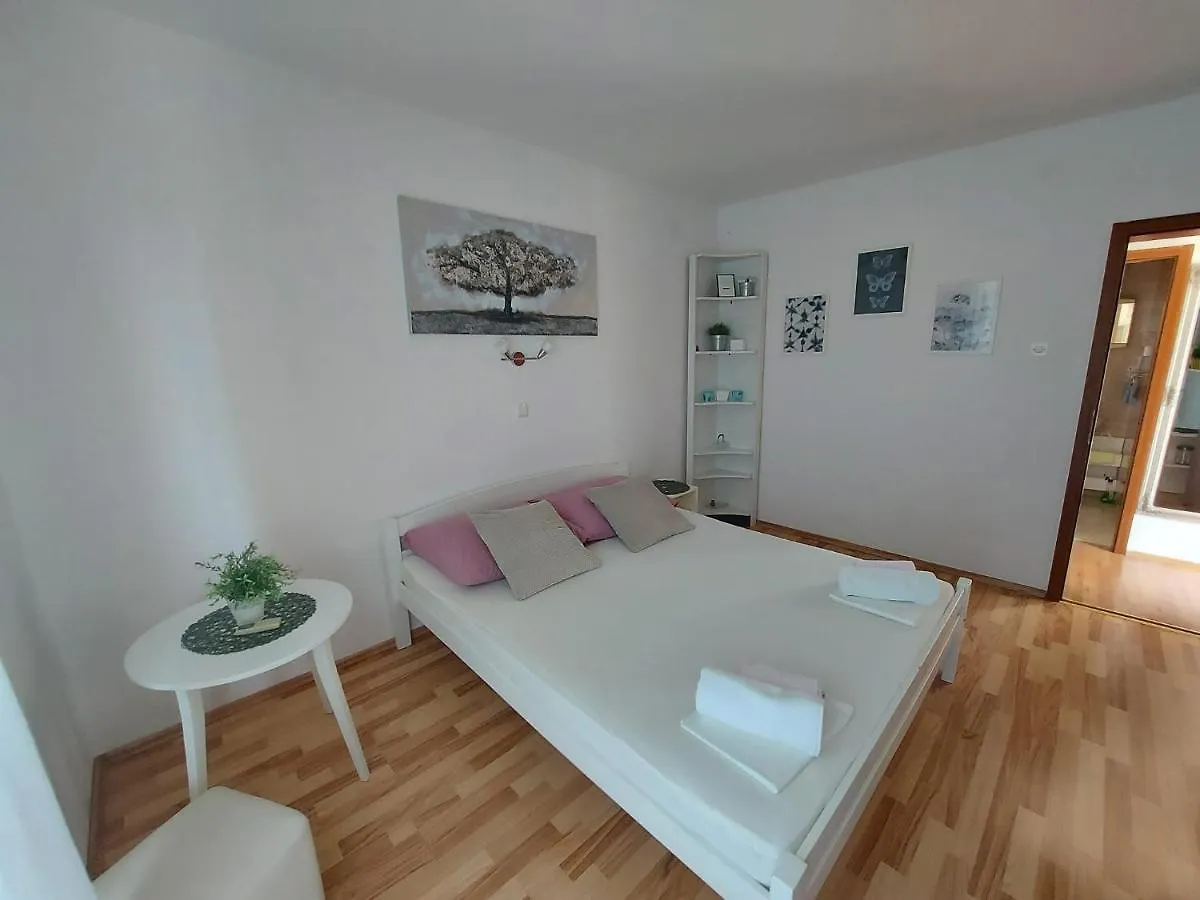 Rab - Apartman Matea Banjol Apartment
