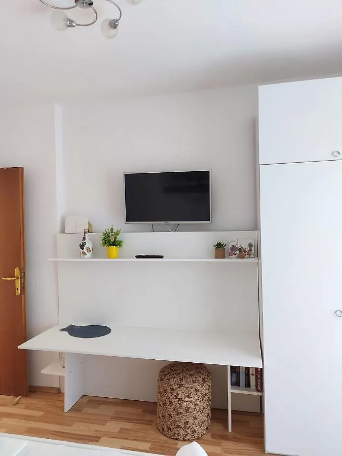 Rab - Apartman Matea Banjol 0*,